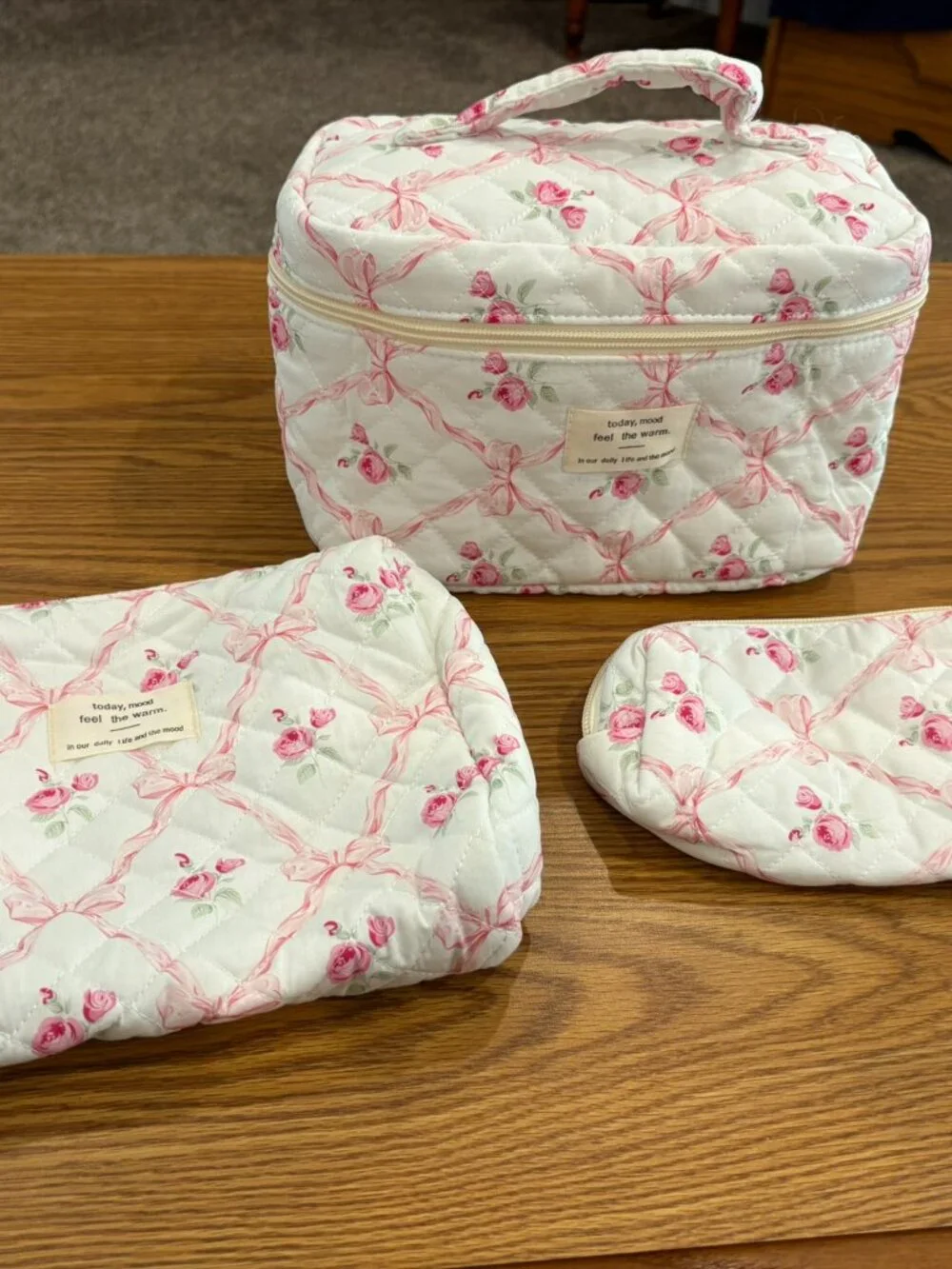 New in Bag, Senbowe foral quilted 3 piece makeup bag set